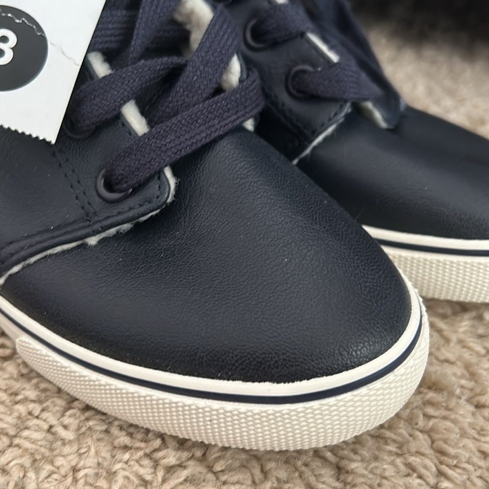 Cat & Jack Boys Cozy lined sneakers sz 3 NEW - Picture 2 of 5